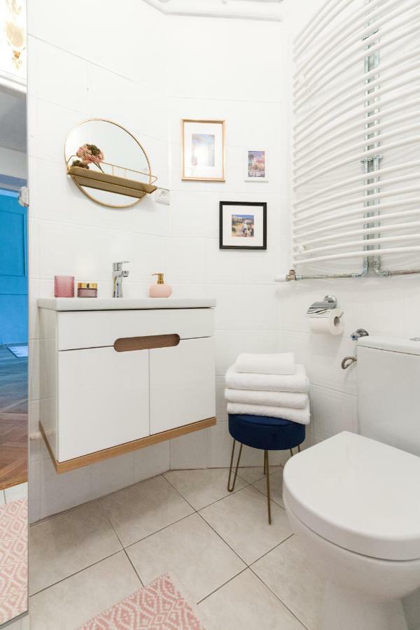 Wawelove Royal Spacious 2 Bedroom Apt 1 Min To Main Sq! Krakau Buitenkant foto